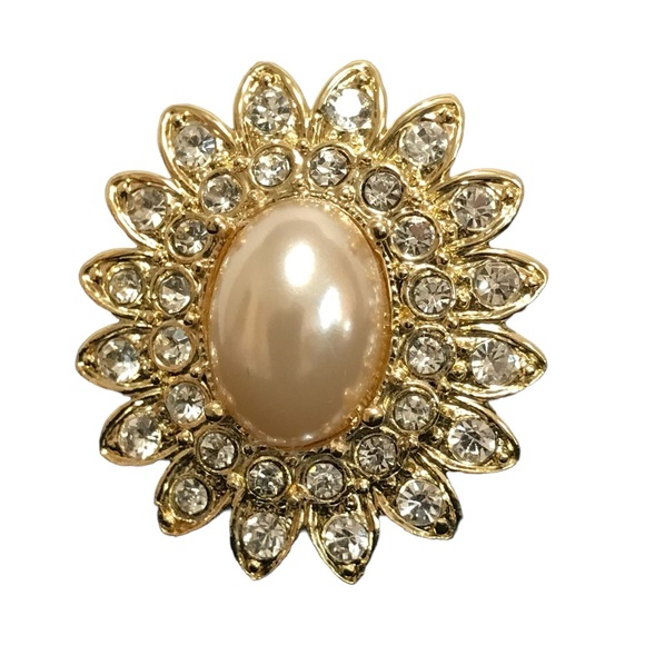 Vintage Scaasi Large Cocktail Ring Clear Crystal Faux Pearl Gold Tone Size 10 - Picture 4 of 8